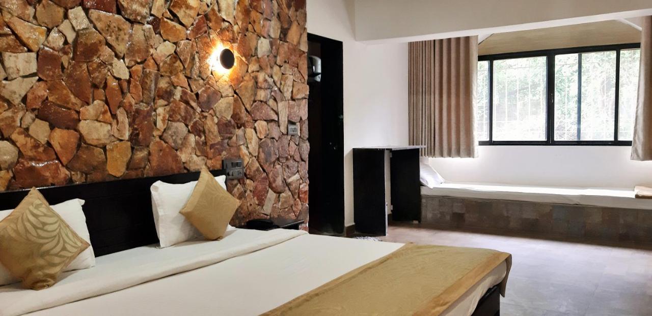 Gir Lions Paw Resort With Swimming Pool Sasan Gir Εξωτερικό φωτογραφία