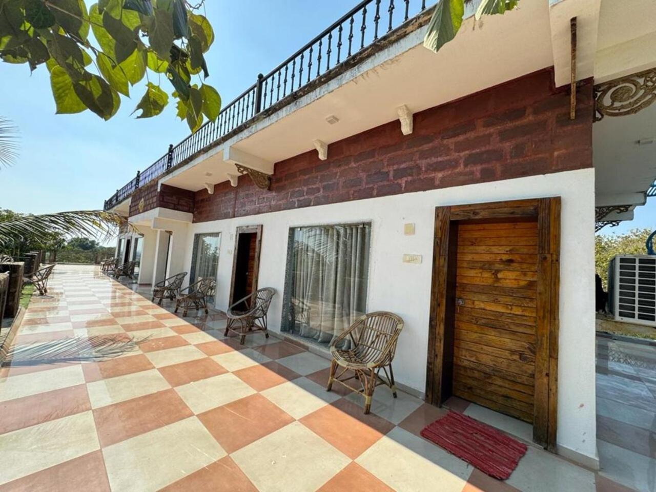 Gir Lions Paw Resort With Swimming Pool Sasan Gir Εξωτερικό φωτογραφία