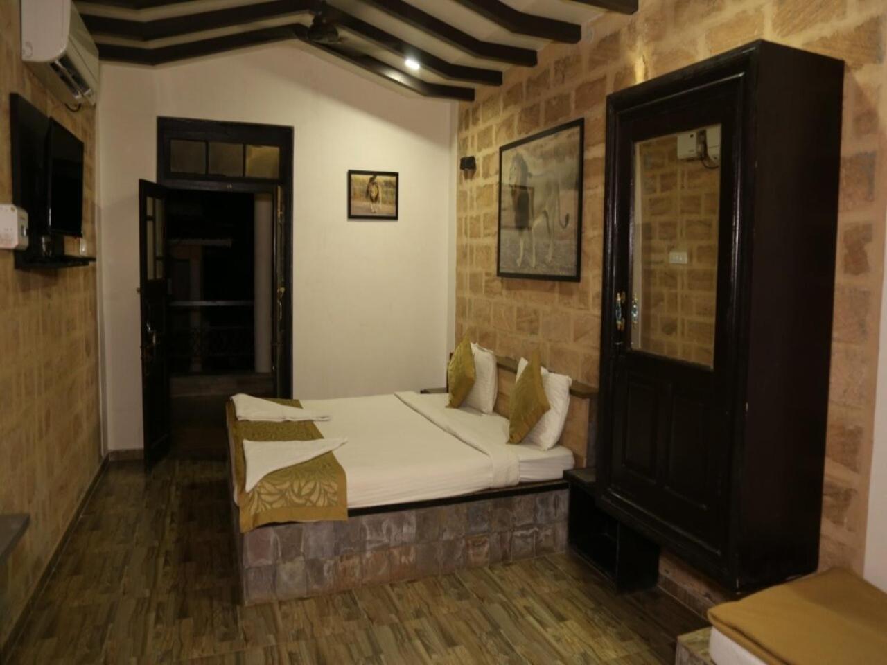 Gir Lions Paw Resort With Swimming Pool Sasan Gir Εξωτερικό φωτογραφία