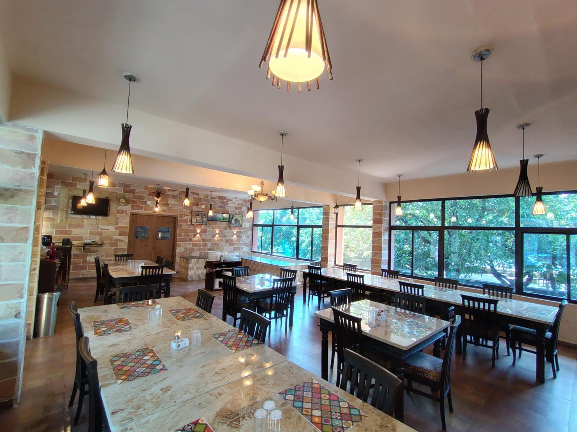 Gir Lions Paw Resort With Swimming Pool Sasan Gir Εξωτερικό φωτογραφία