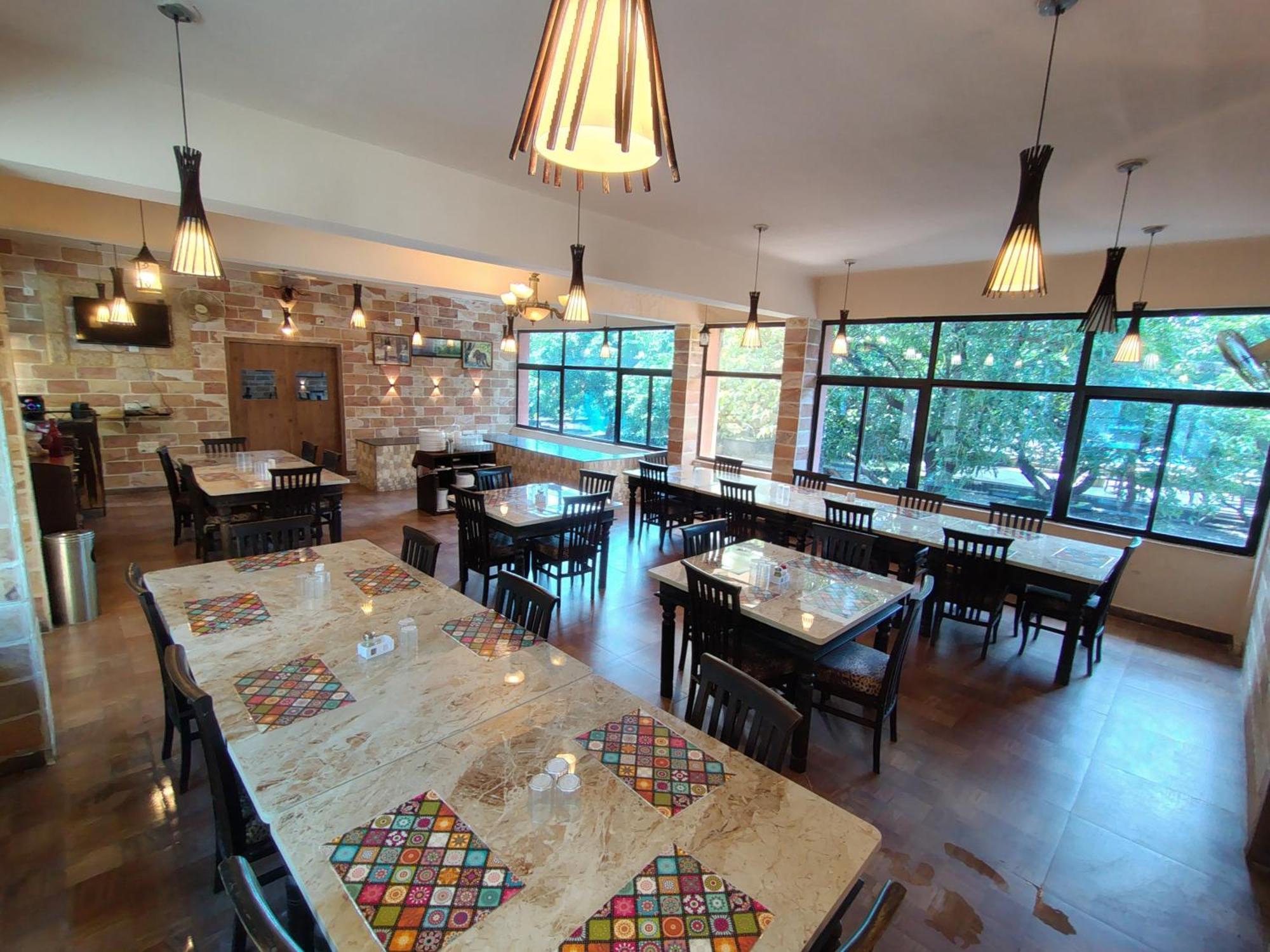 Gir Lions Paw Resort With Swimming Pool Sasan Gir Εξωτερικό φωτογραφία